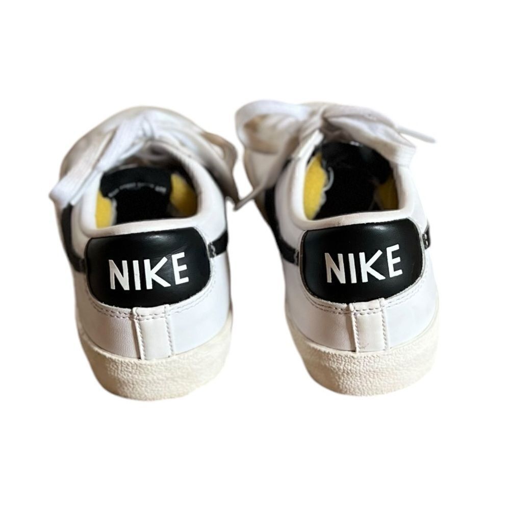 Nike Blazer Low '77 Vintage Womens Casual Shoes White Black Size 8 - Picture 5 of 8